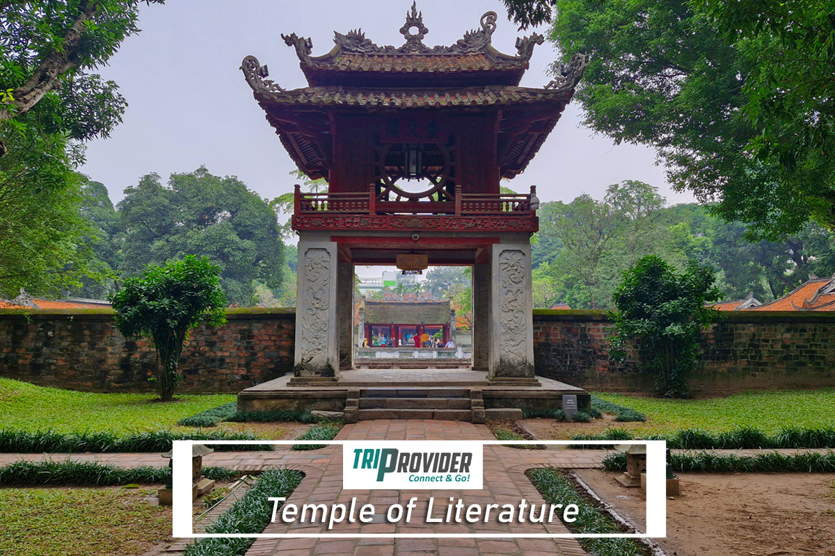 Triprovider_TempleofLiterature_Hanoi_Vietnam